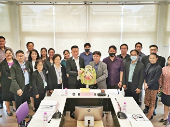 College of Hospitality Industry
Management Give a basket to congratulate
Assistant Professor Dr. Kannaphat
Kankaew